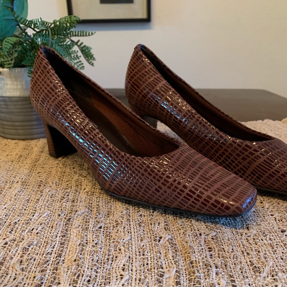 Nordstrom Brand Embossed Leather Heels